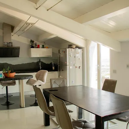 Morelli's Bed & Breakfast